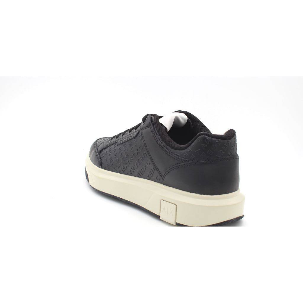 UC001  BLACK
