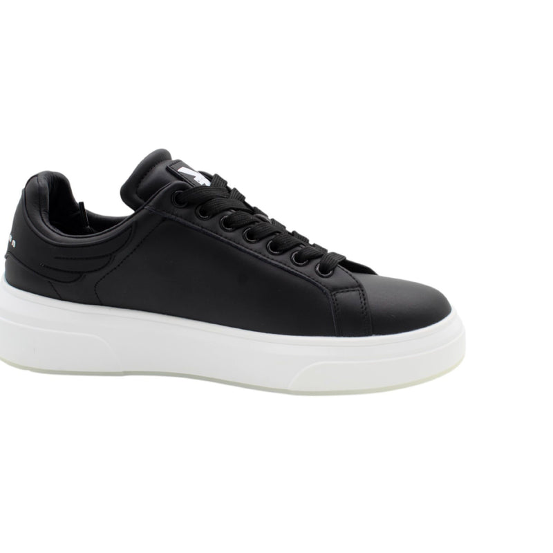 BLACK/BLACK