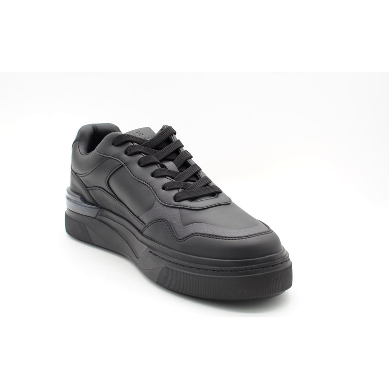 00002 BLACK