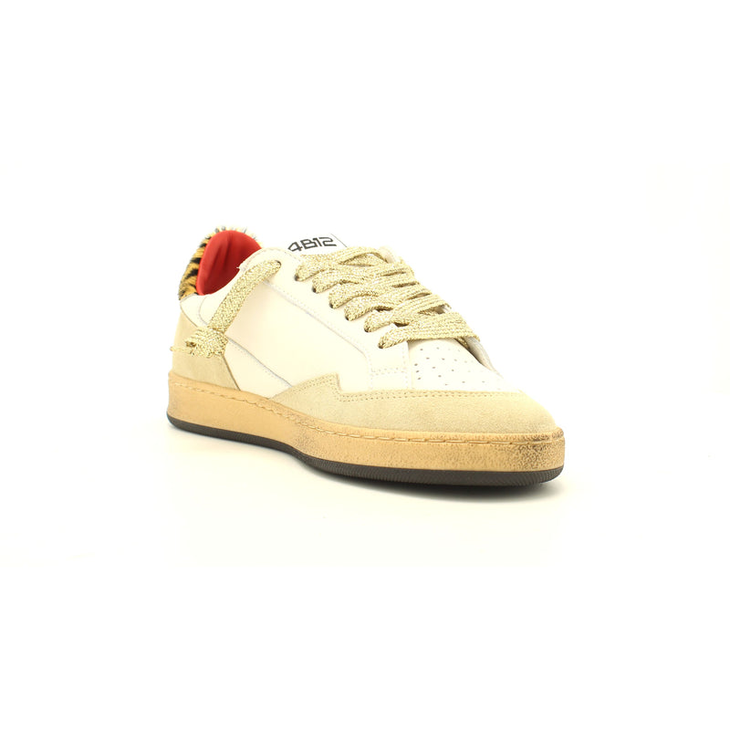 WHITE/LEO