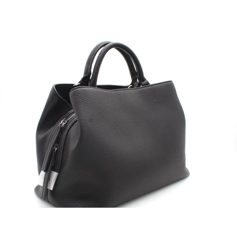 UC001  BLACK