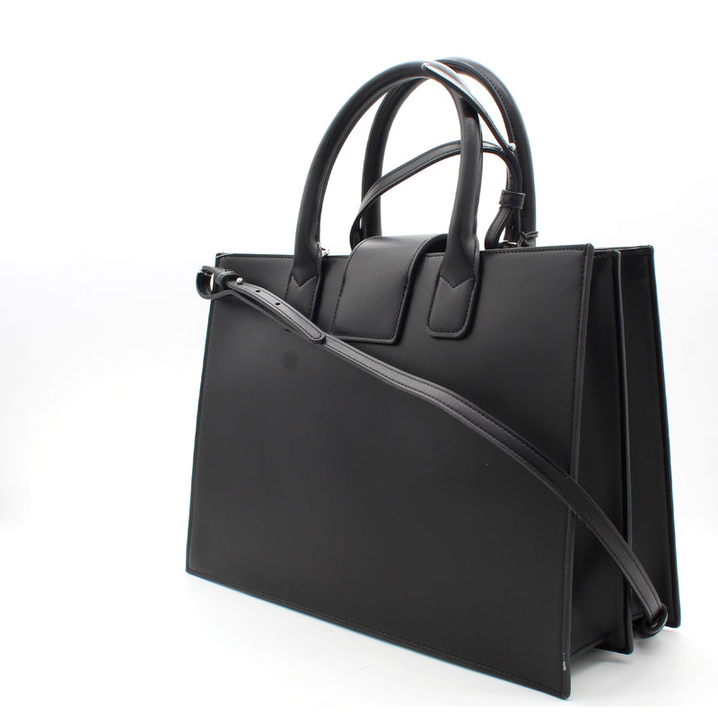 UC001  BLACK