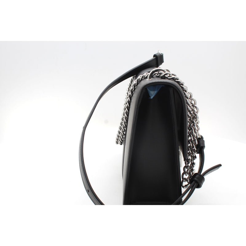 UC001  BLACK
