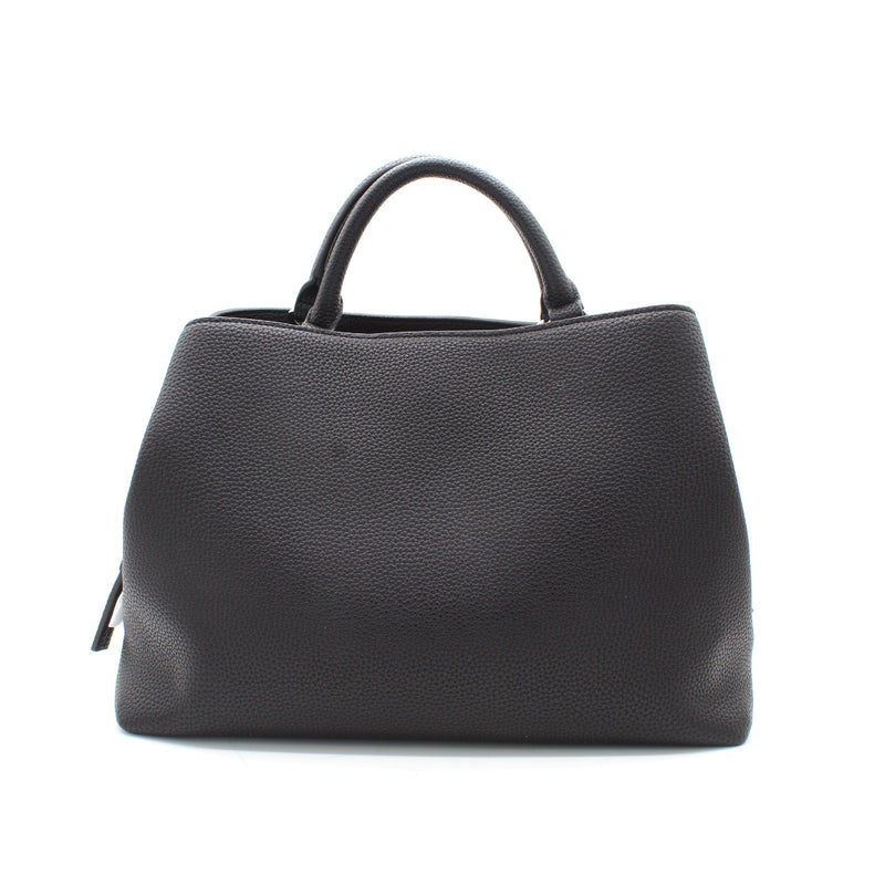UC001  BLACK