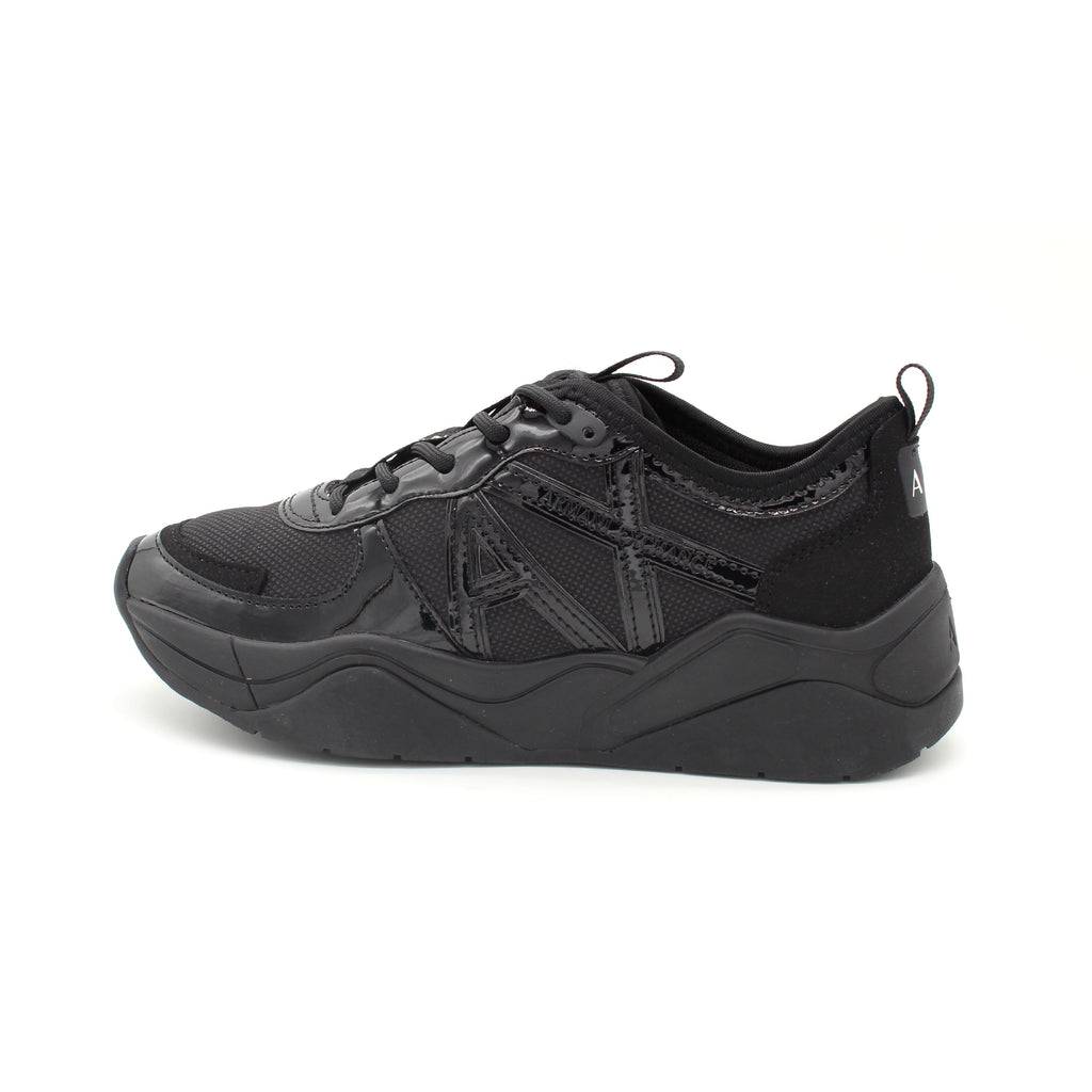 00002 BLACK