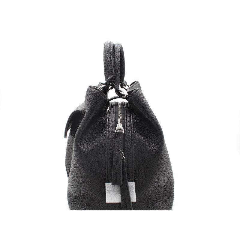 UC001  BLACK