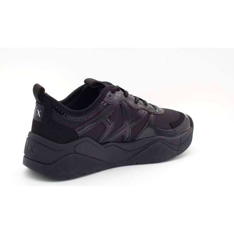 00002 BLACK