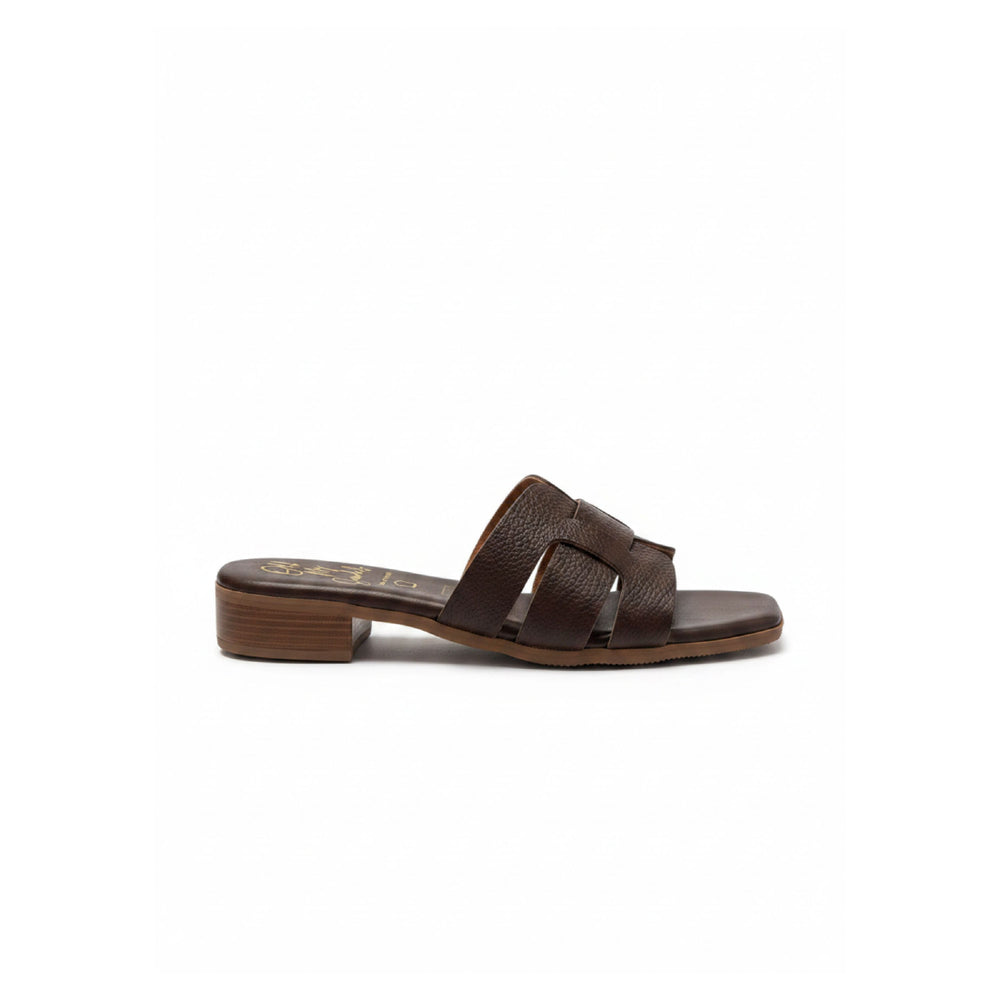 MARRON