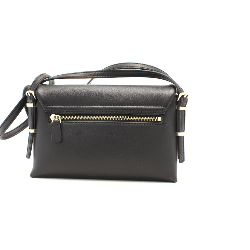 00002 BLACK