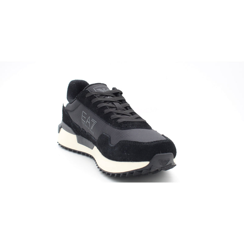 MC001 BLACK+WHITE