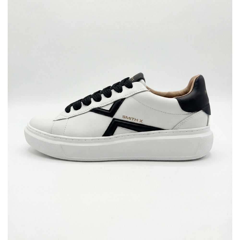 WHITE/BLACK