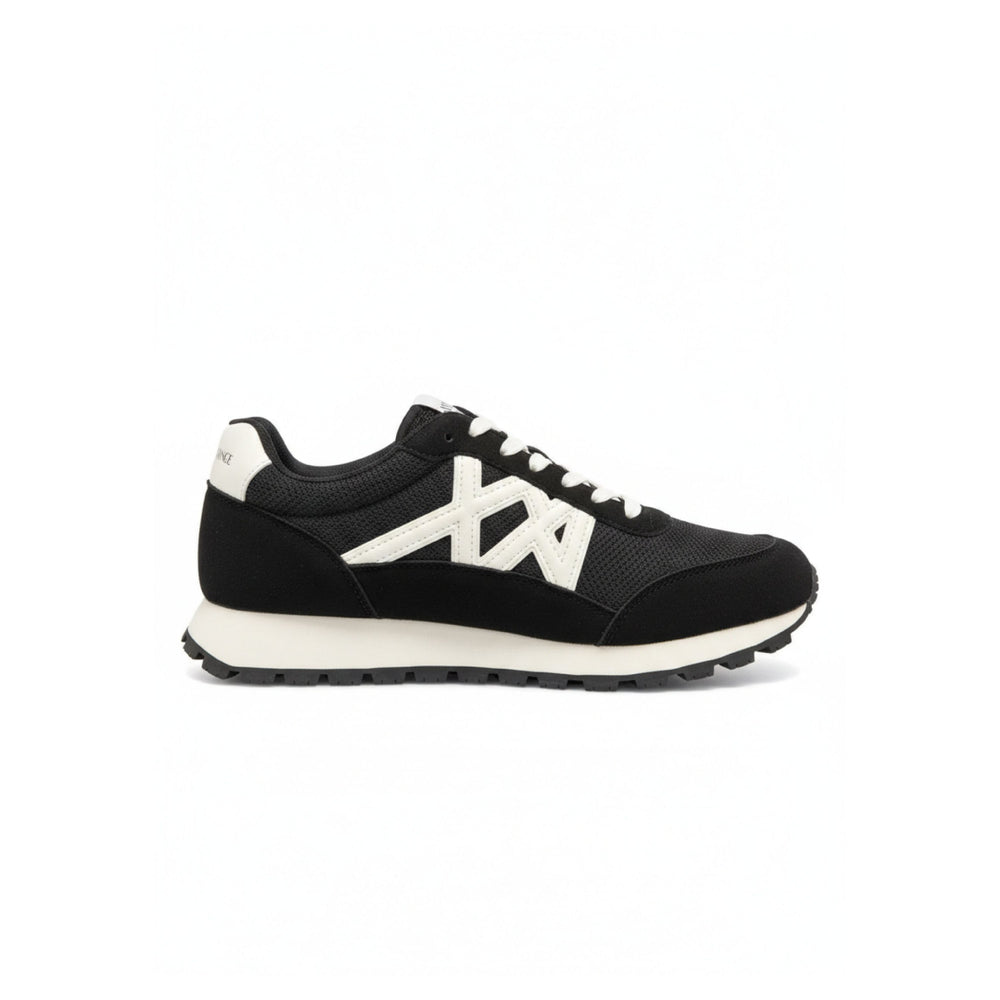MC024 BLACK+OFF WHITE