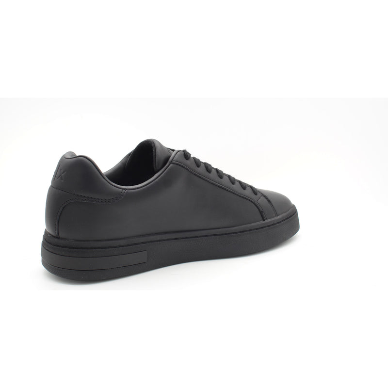 UC001  BLACK BEAUTY