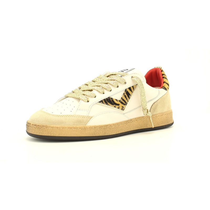 WHITE/LEO
