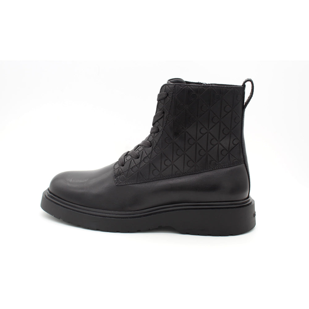 TRIPLE BLACK