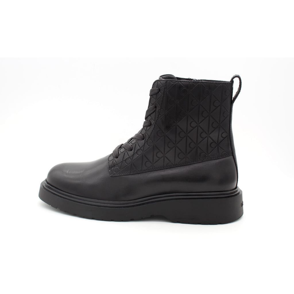 TRIPLE BLACK
