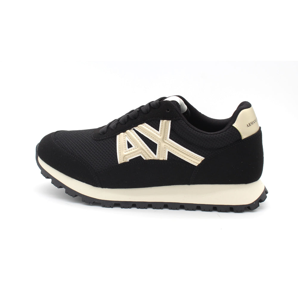 MC077 BLACK/PALE GOLD