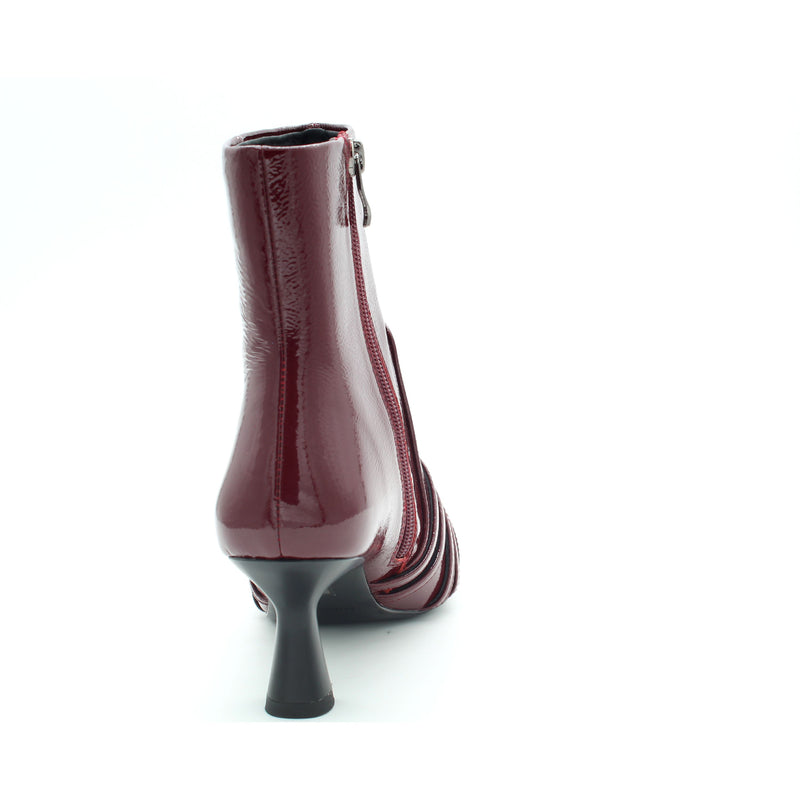 BURGUNDI