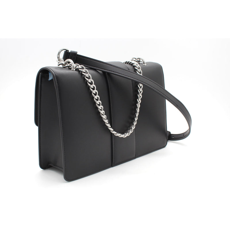 UC001  BLACK