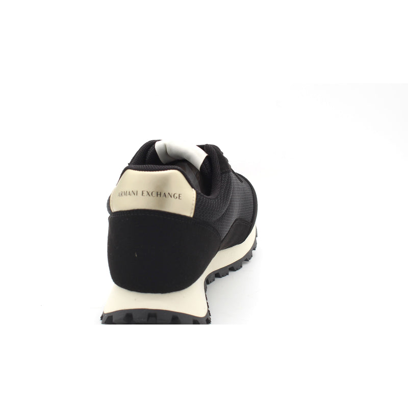 MC077 BLACK/PALE GOLD