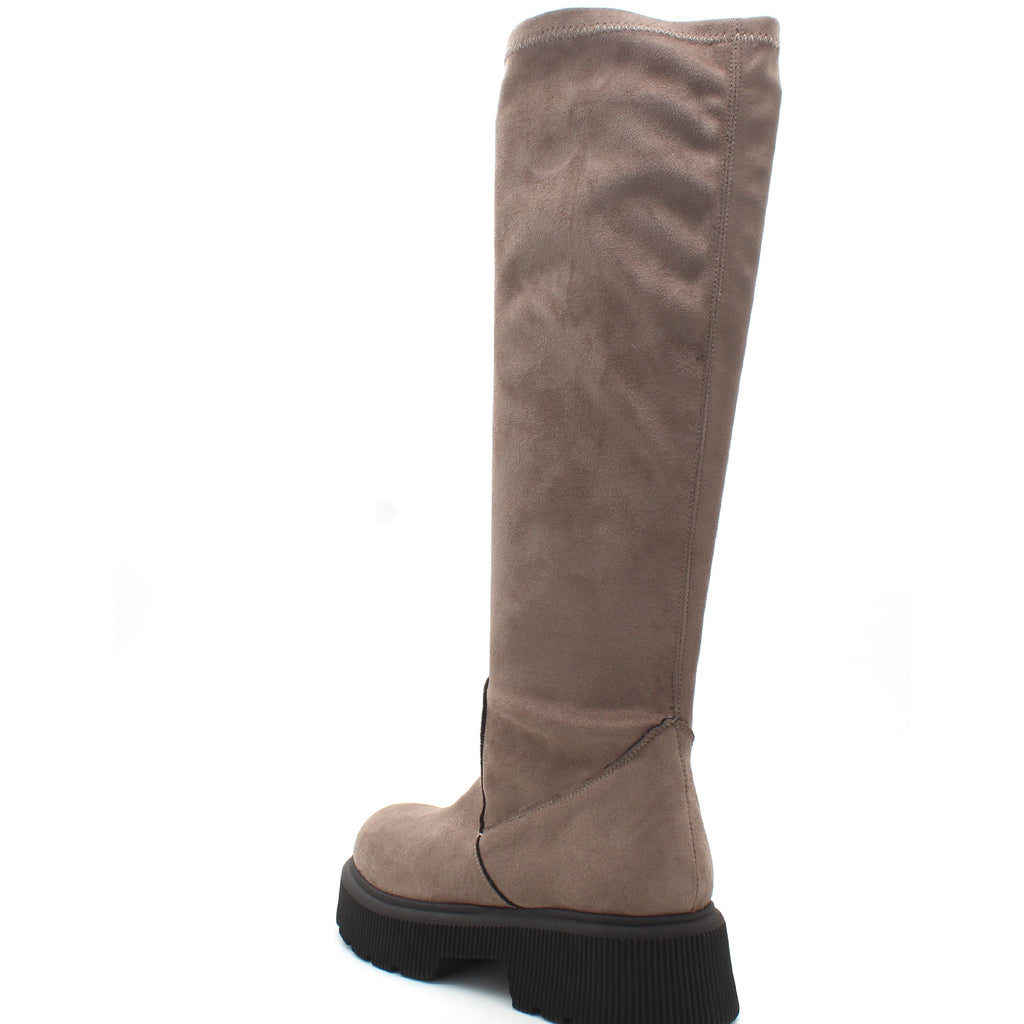TAUPE